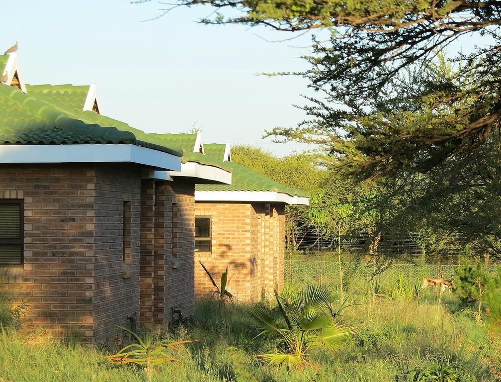 Lodge Huge Dassie Bela-Bela Extérieur photo