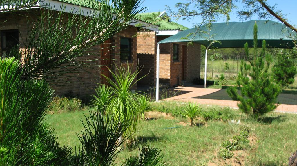 Lodge Huge Dassie Bela-Bela Extérieur photo